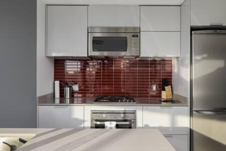 Cozy 1BR Condominium Suite in West Cordova