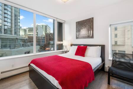 Heart of Downtown Luxury 2BR Condominium