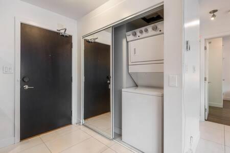 Heart of Downtown Luxury 2BR Condominium