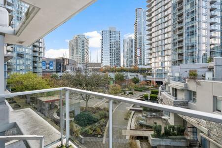 Heart of Downtown Luxury 2BR Condominium