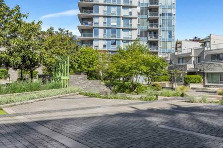 Heart of Downtown Luxury 2BR Condominium