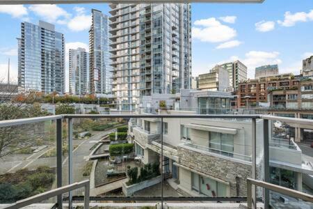 Heart of Downtown Luxury 2BR Condominium