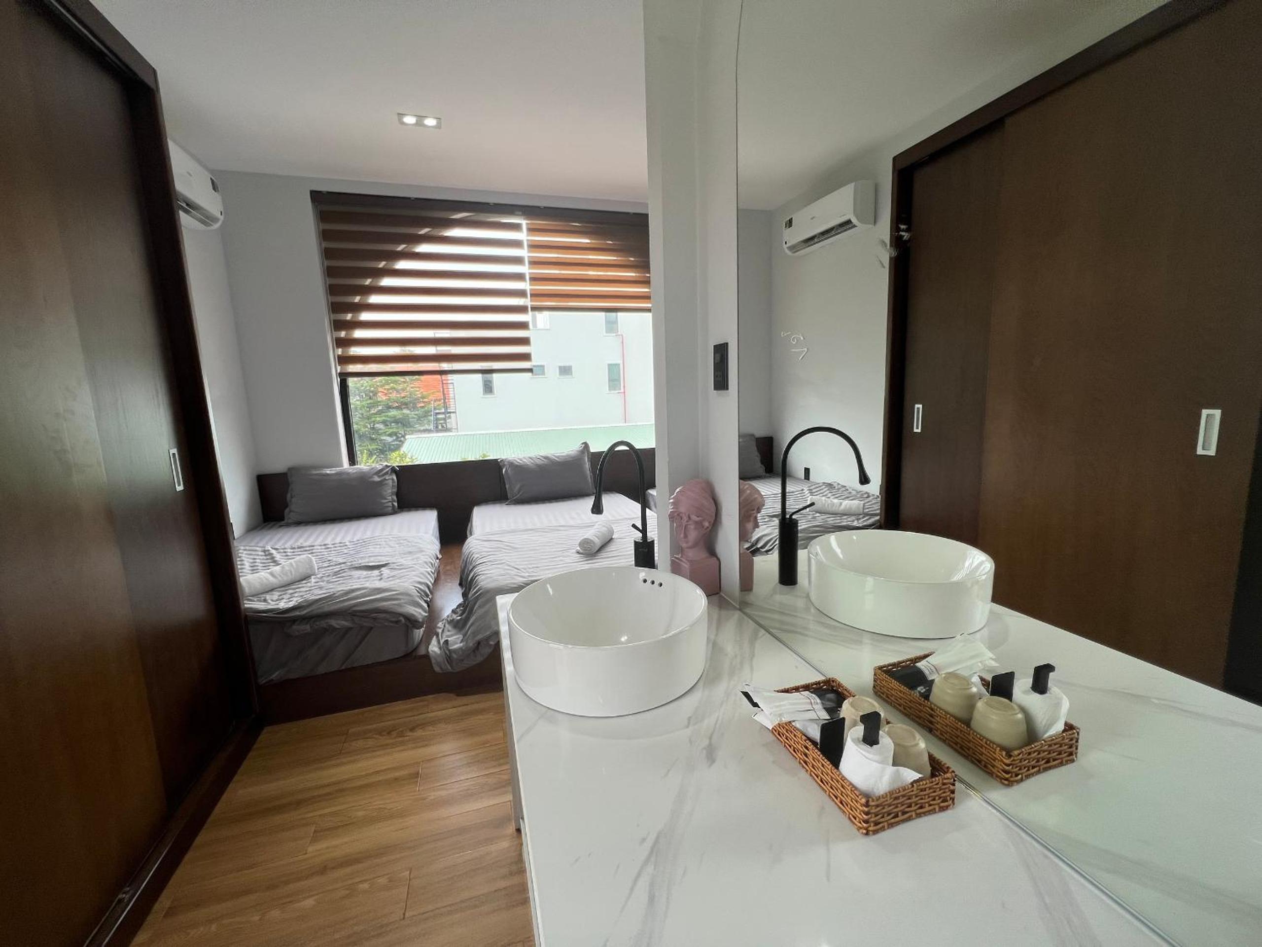 Nancy Tran Grand Strip Sweet Villa 1 view 4