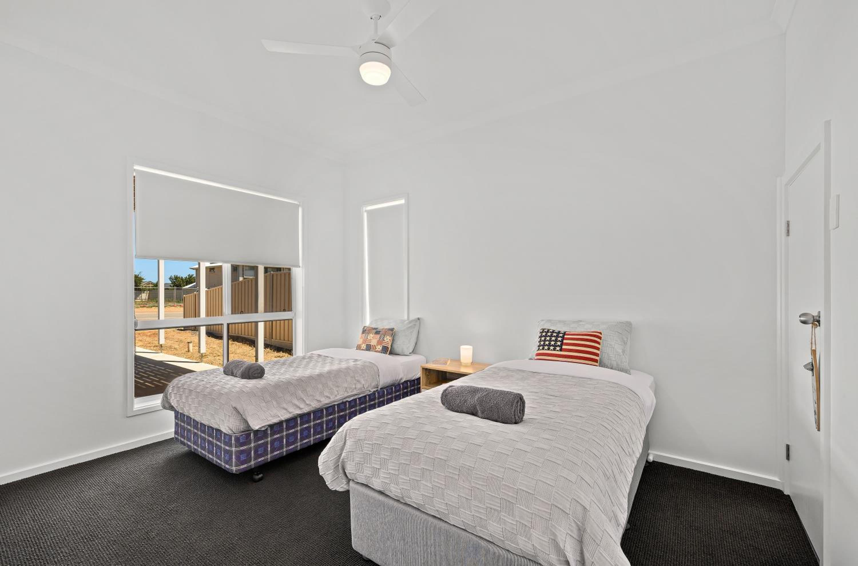 The White House - Sellicks Beach - C21 SouthCoast Holidays