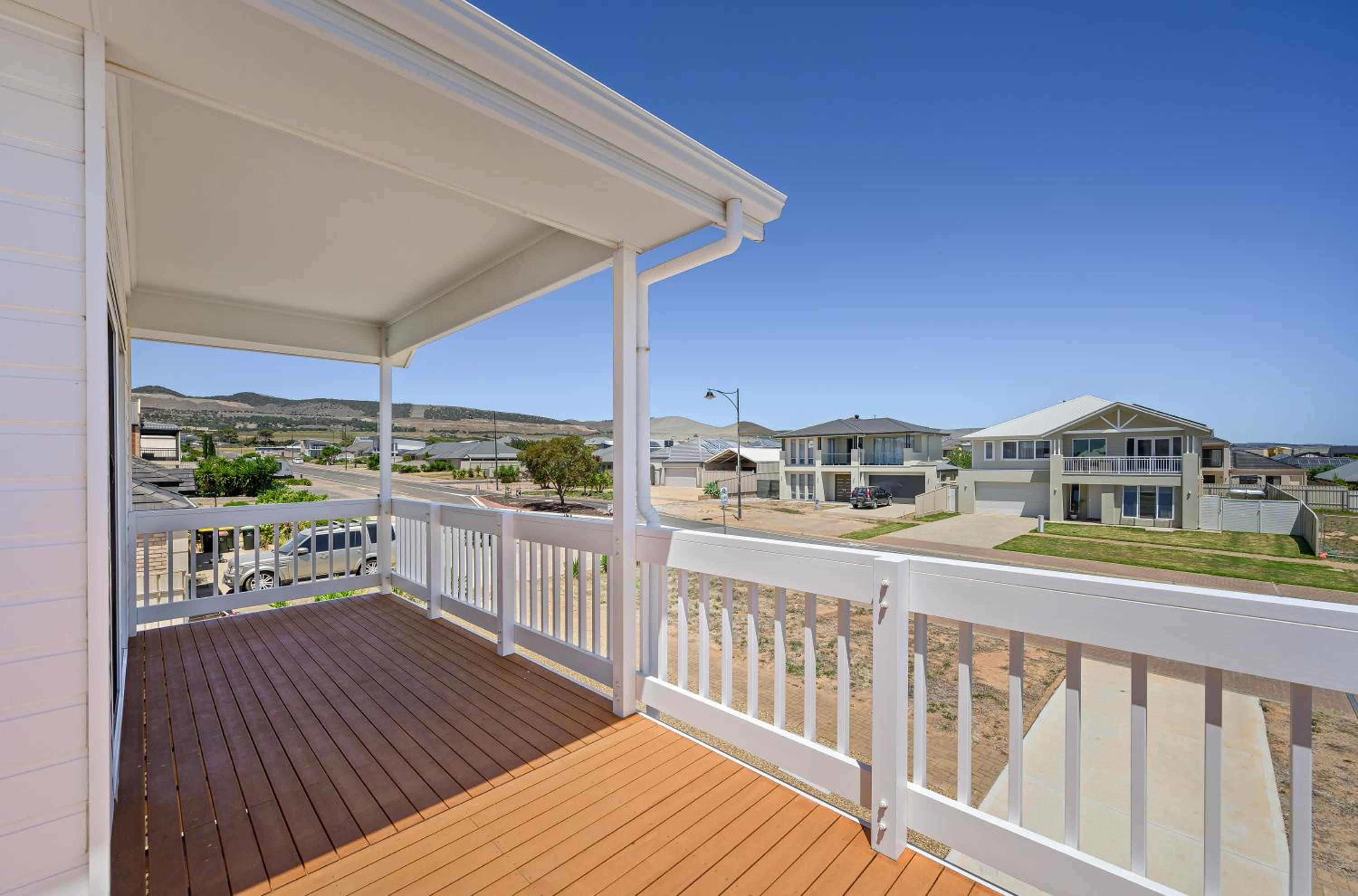 The White House - Sellicks Beach - C21 SouthCoast Holidays