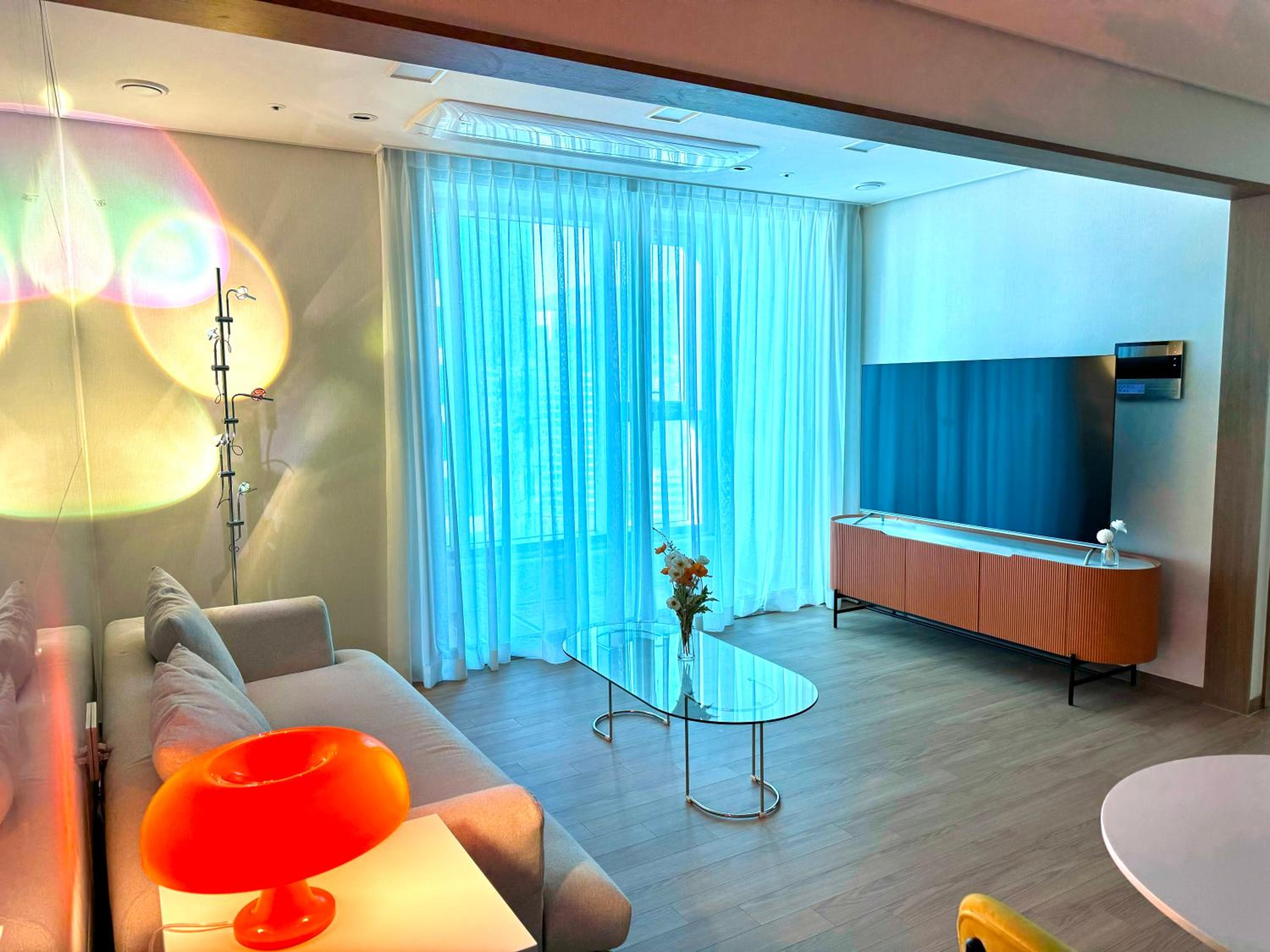 hotel room