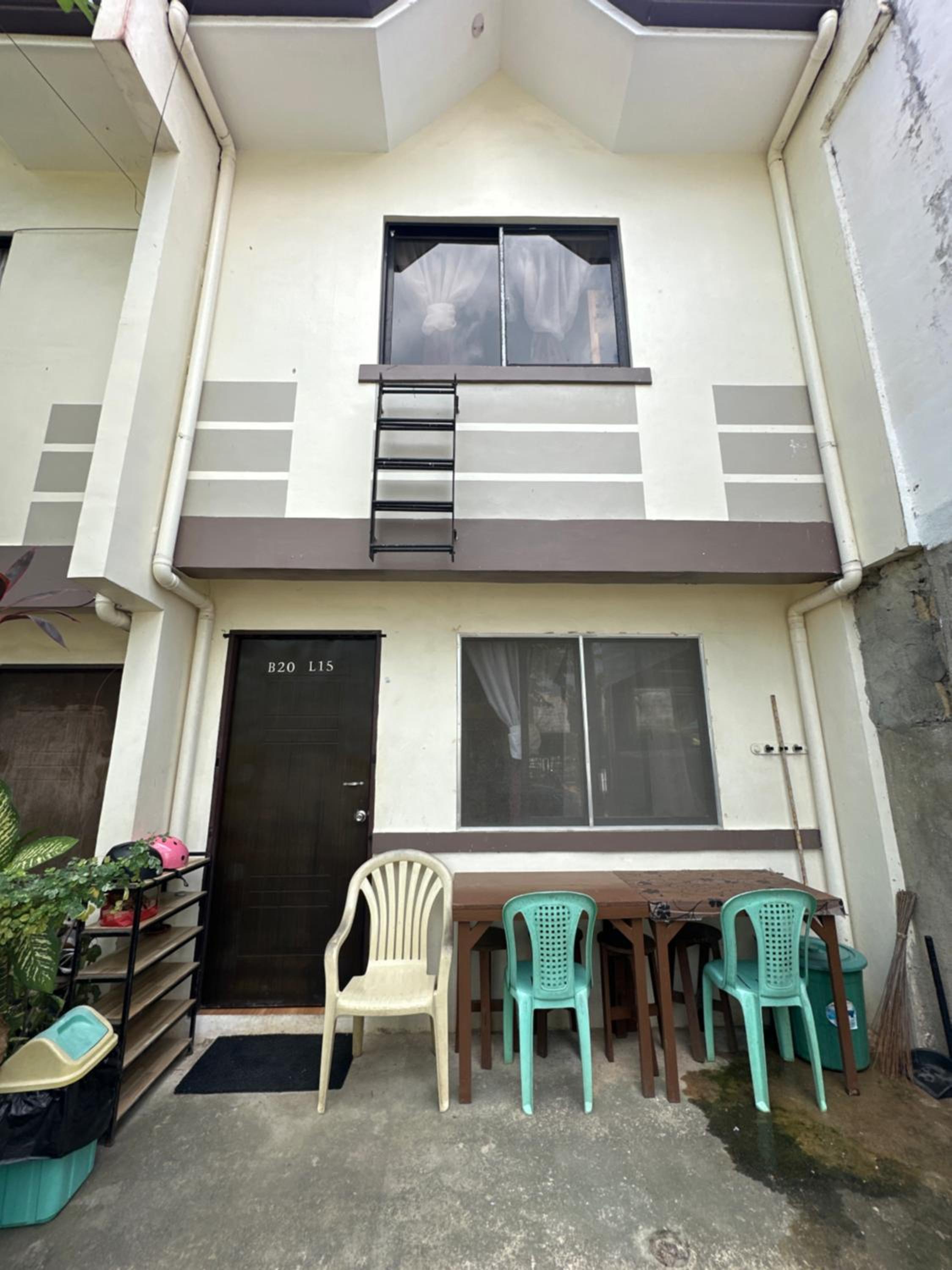 VAM Transient House view 2