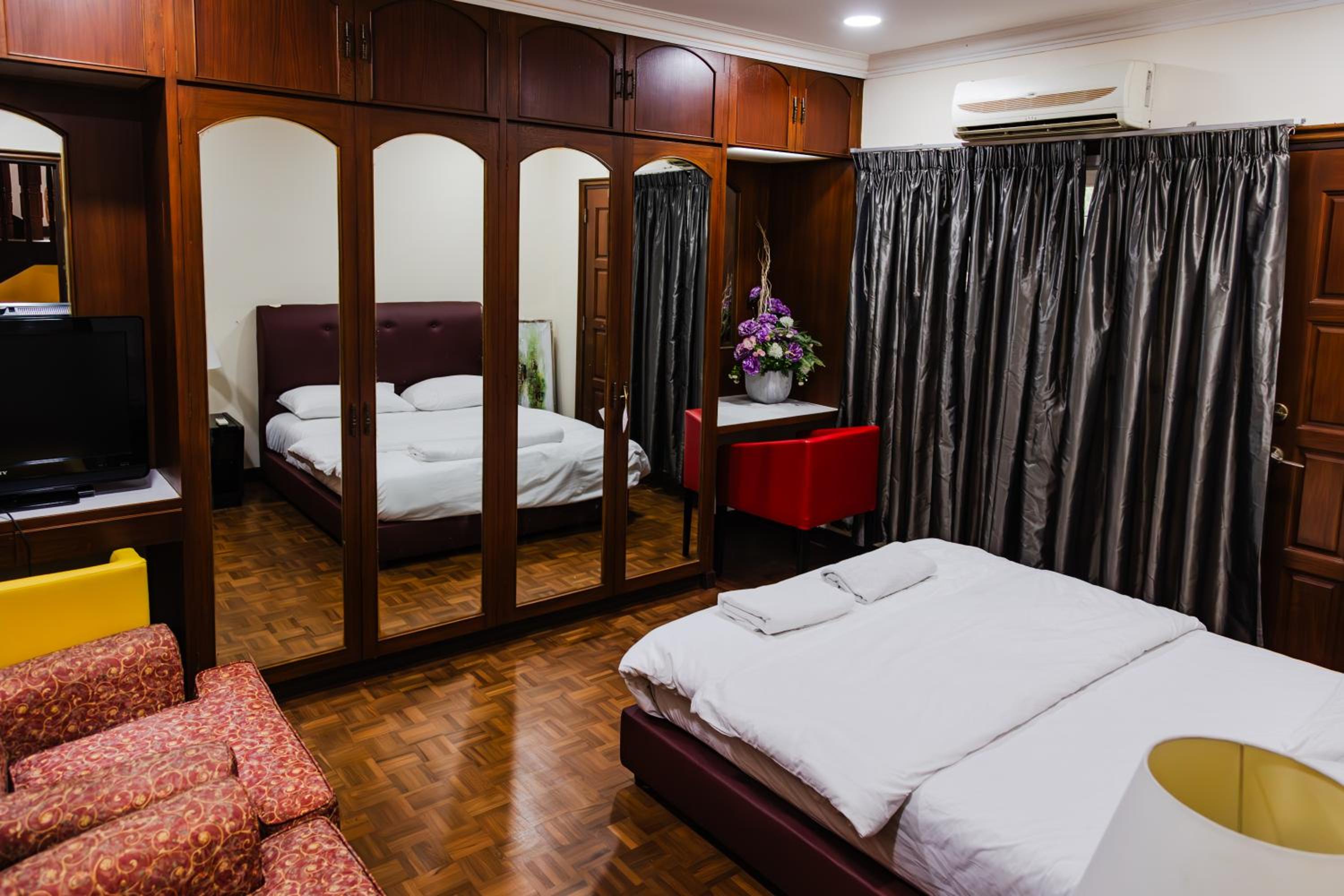 Bangsar Villa for groups, event space and family fun