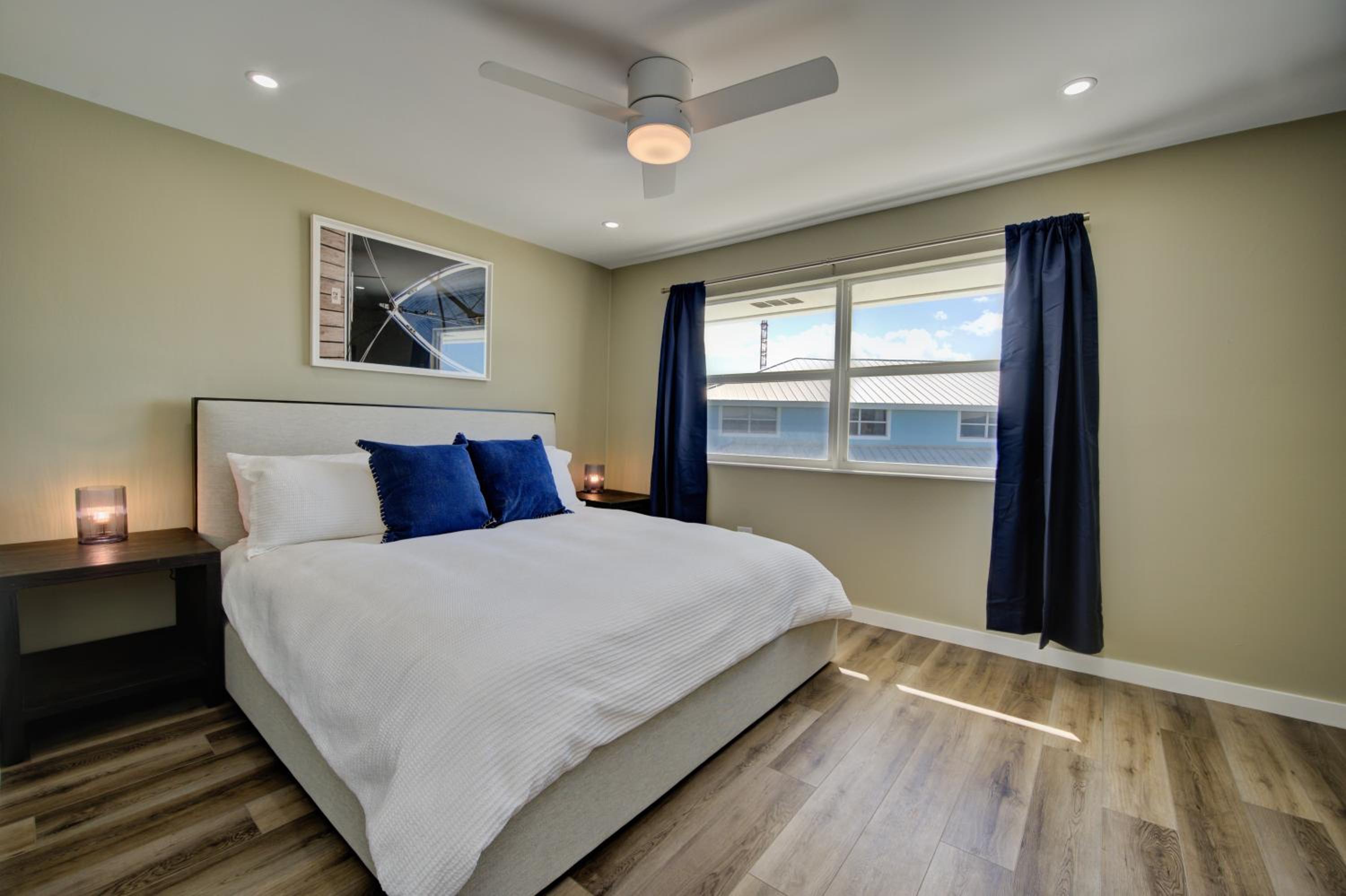 Beautiful Beachfront Apartment!