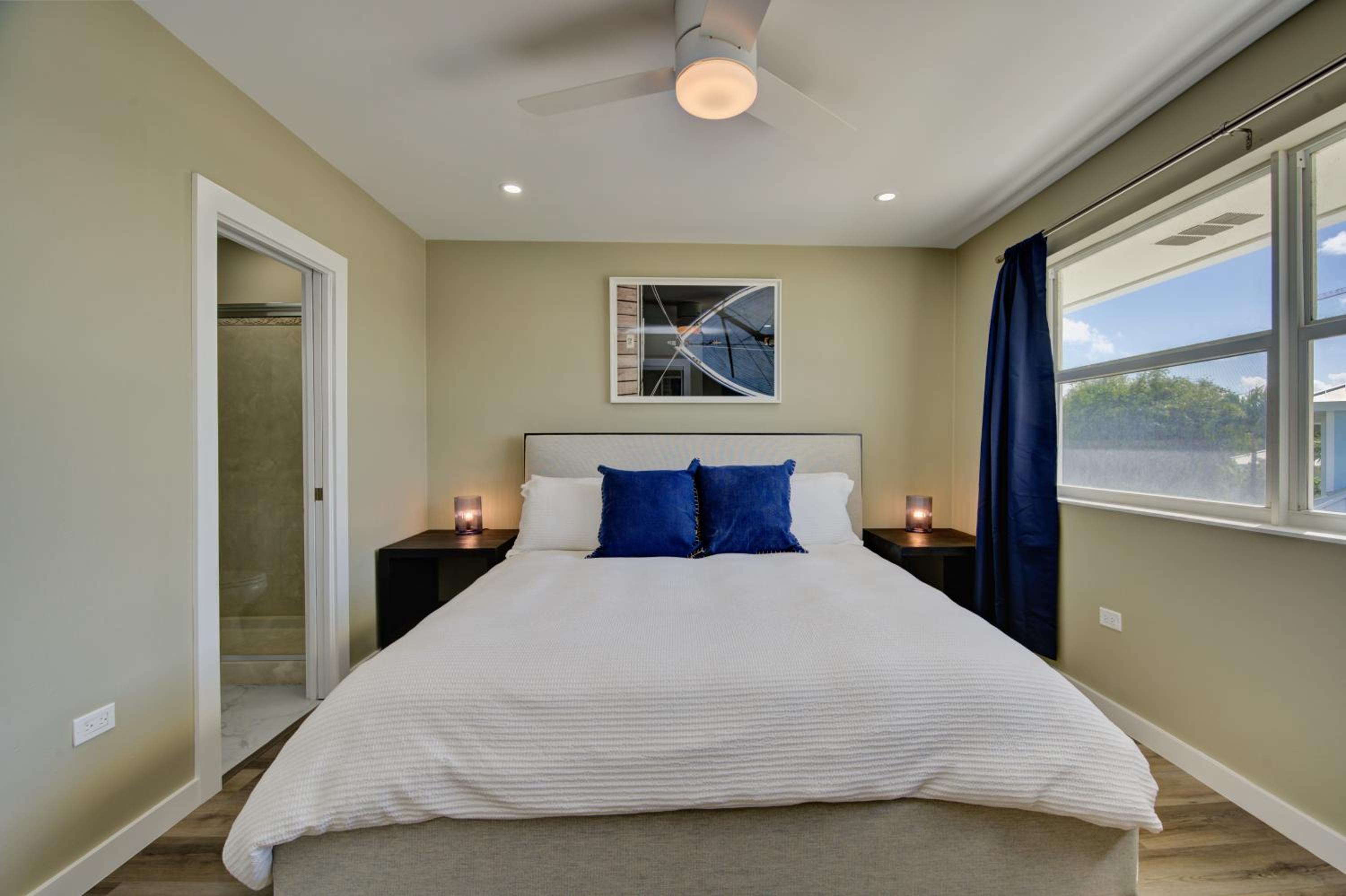 Beautiful Beachfront Apartment!