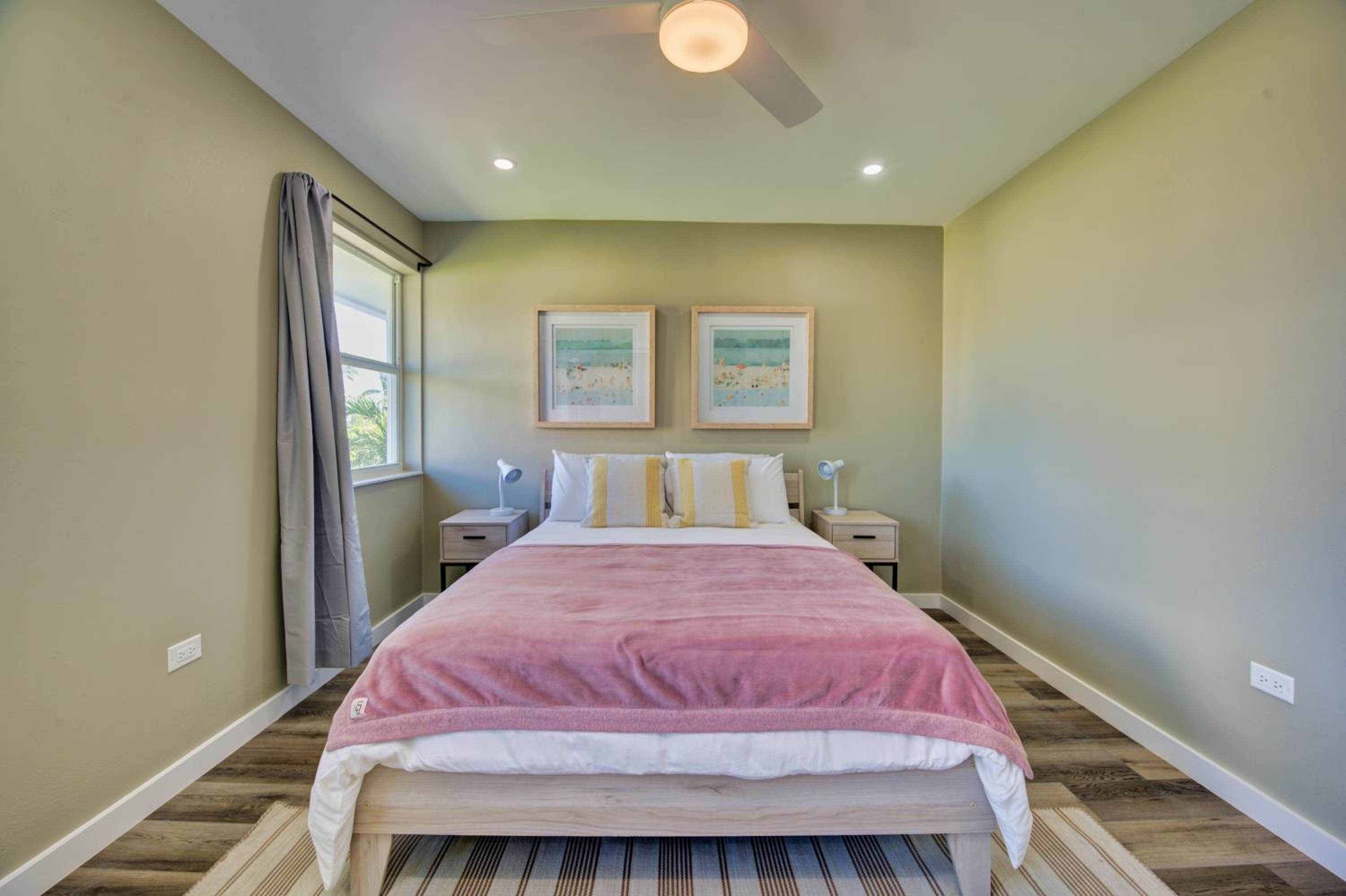 Beautiful Beachfront Apartment!