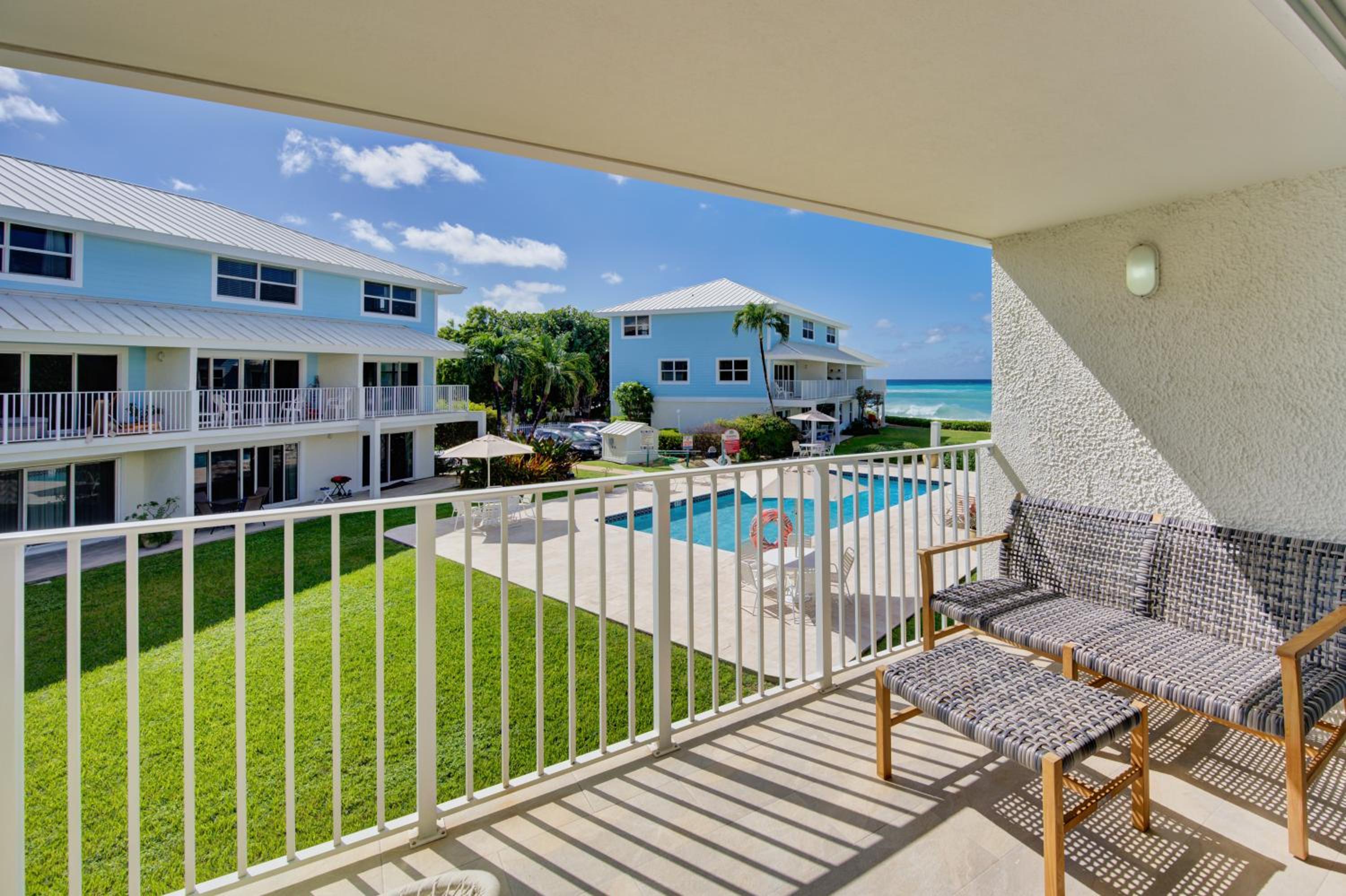 Beautiful Beachfront Apartment!