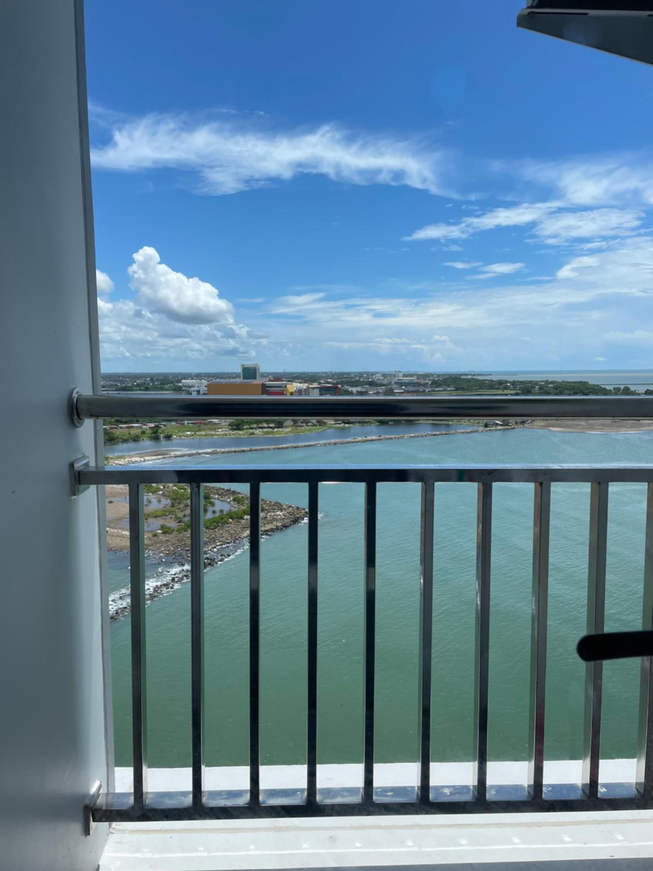 Delft Apartment - Sea View Studio Flat at Losari Beach view 5