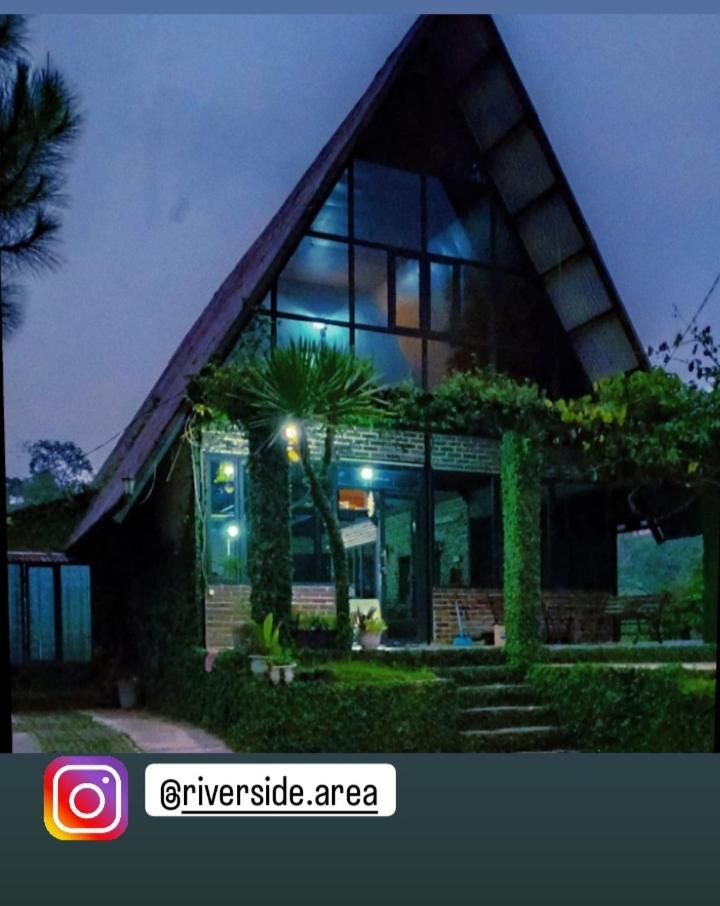 Riverside cabin