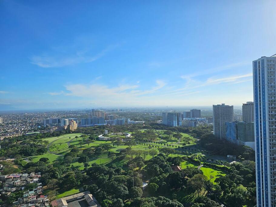 The Infinity Towers in BGC - Simple, Elegant & Spacious 2 Bedroom view 5