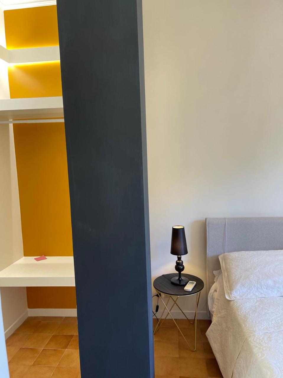 Delightful stylish house with private garden close to downtown