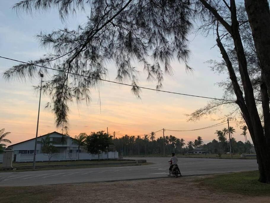HiHome Pantai Sepat