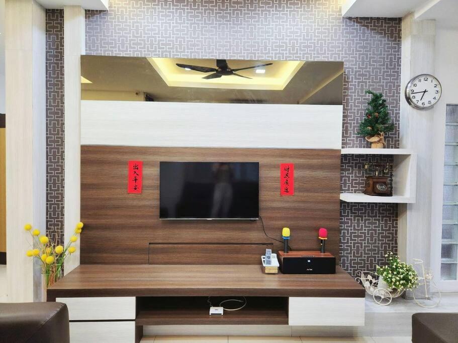 Tambun lost world luxury villa 5BR/20 pax/mahjong/karaok/bbq/garden events photo 8