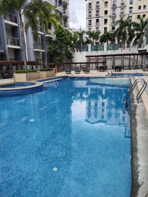 Modern Condo Infront of NAIA T3 (Virluxe Suites)