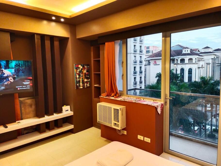 Modern Condo Infront of NAIA T3 (Virluxe Suites)