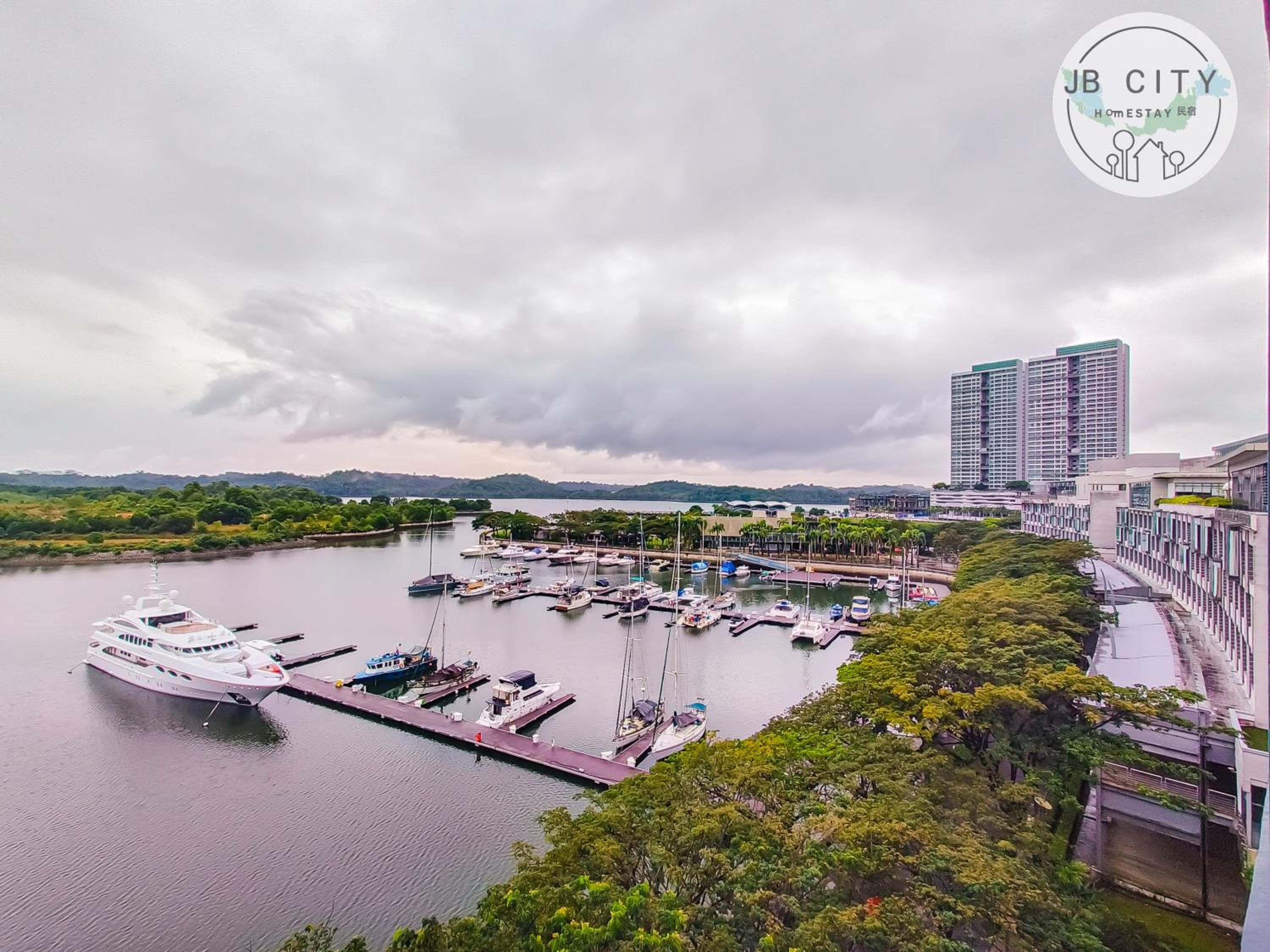 Puteri Harbour by JBcity Home photo 2