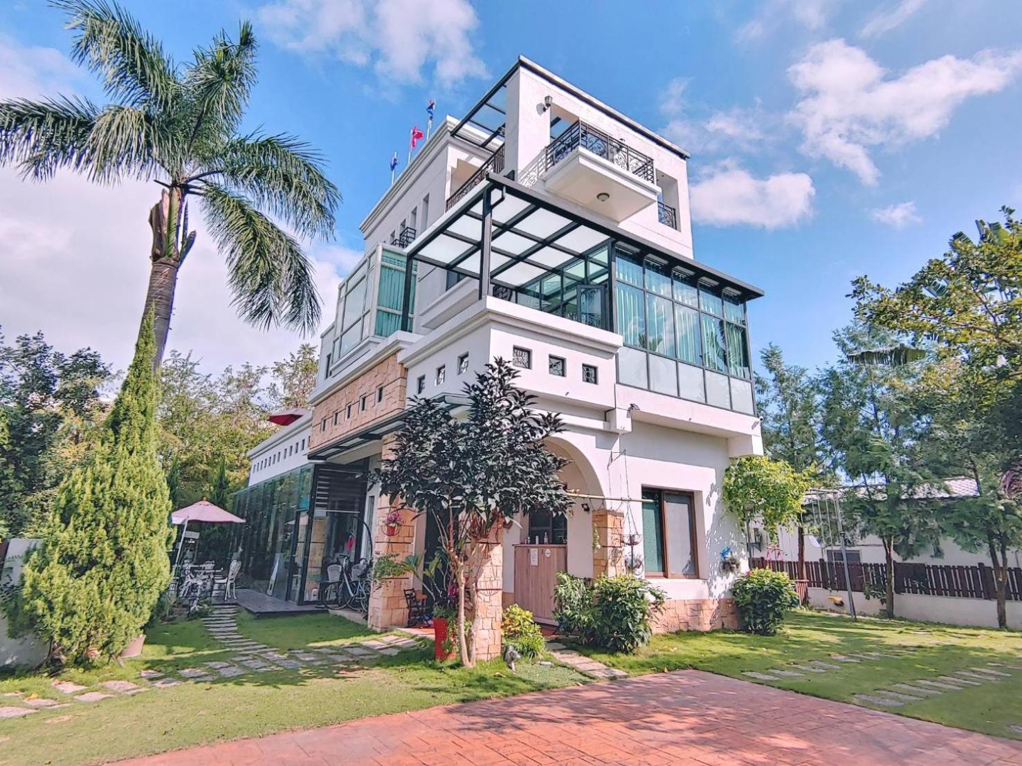 White Palace B&B