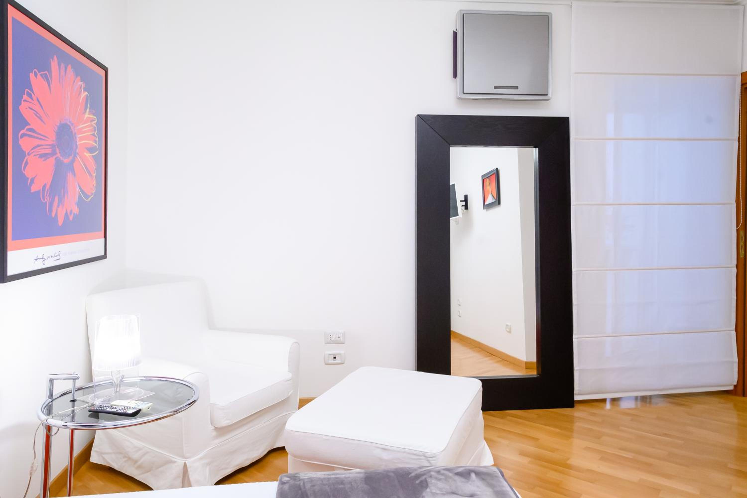 Caracciolo Deluxe Suite - Chiaia lungomare