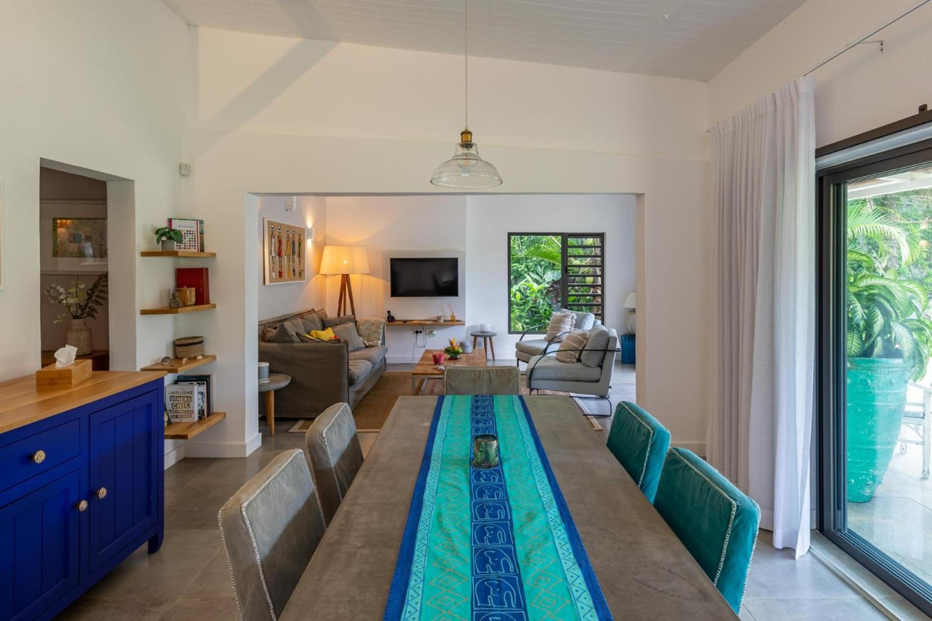 Charming 3-Bedroom Villa with Pool in Grand Baie view 2