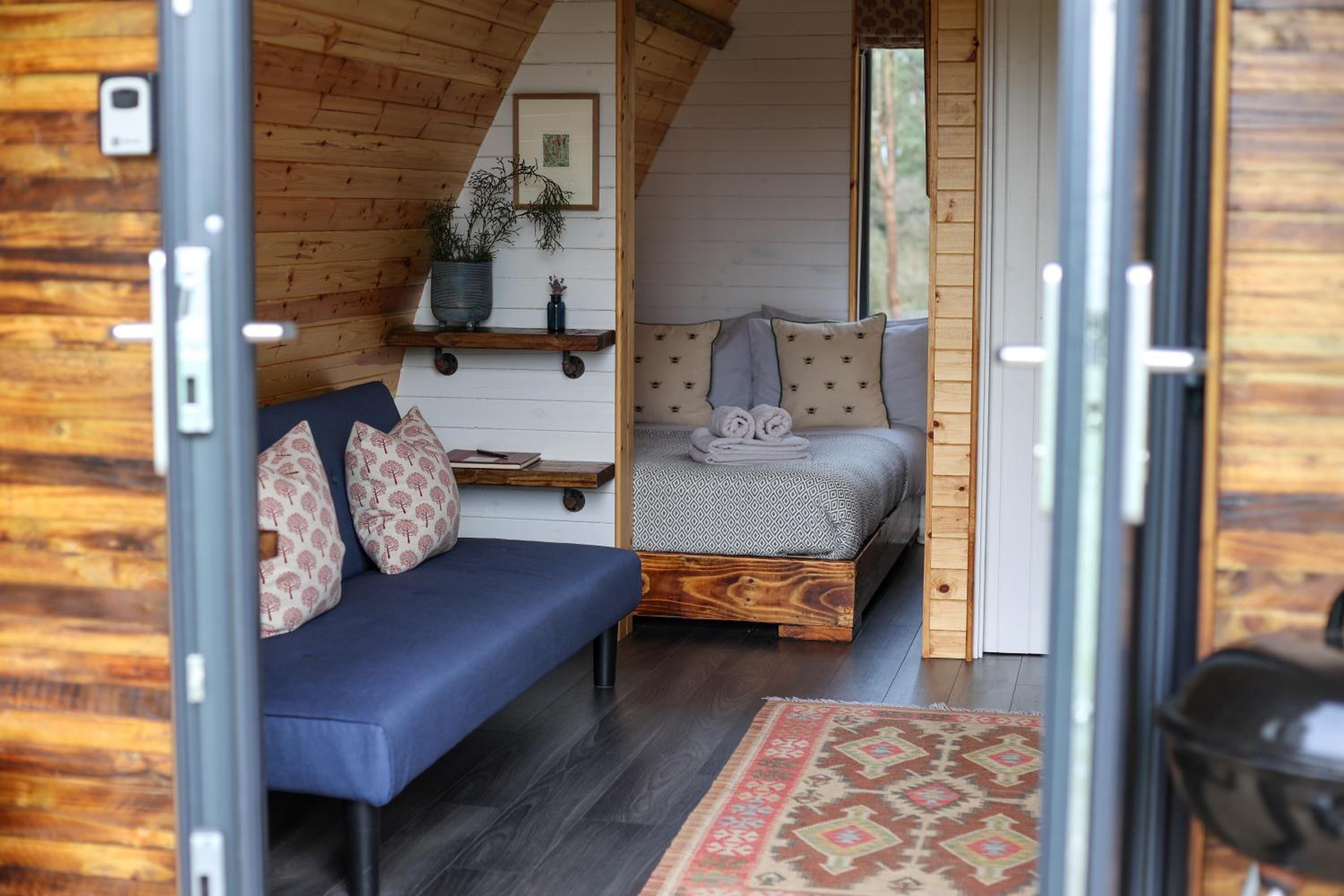 Tempo Manor Cabins view 4