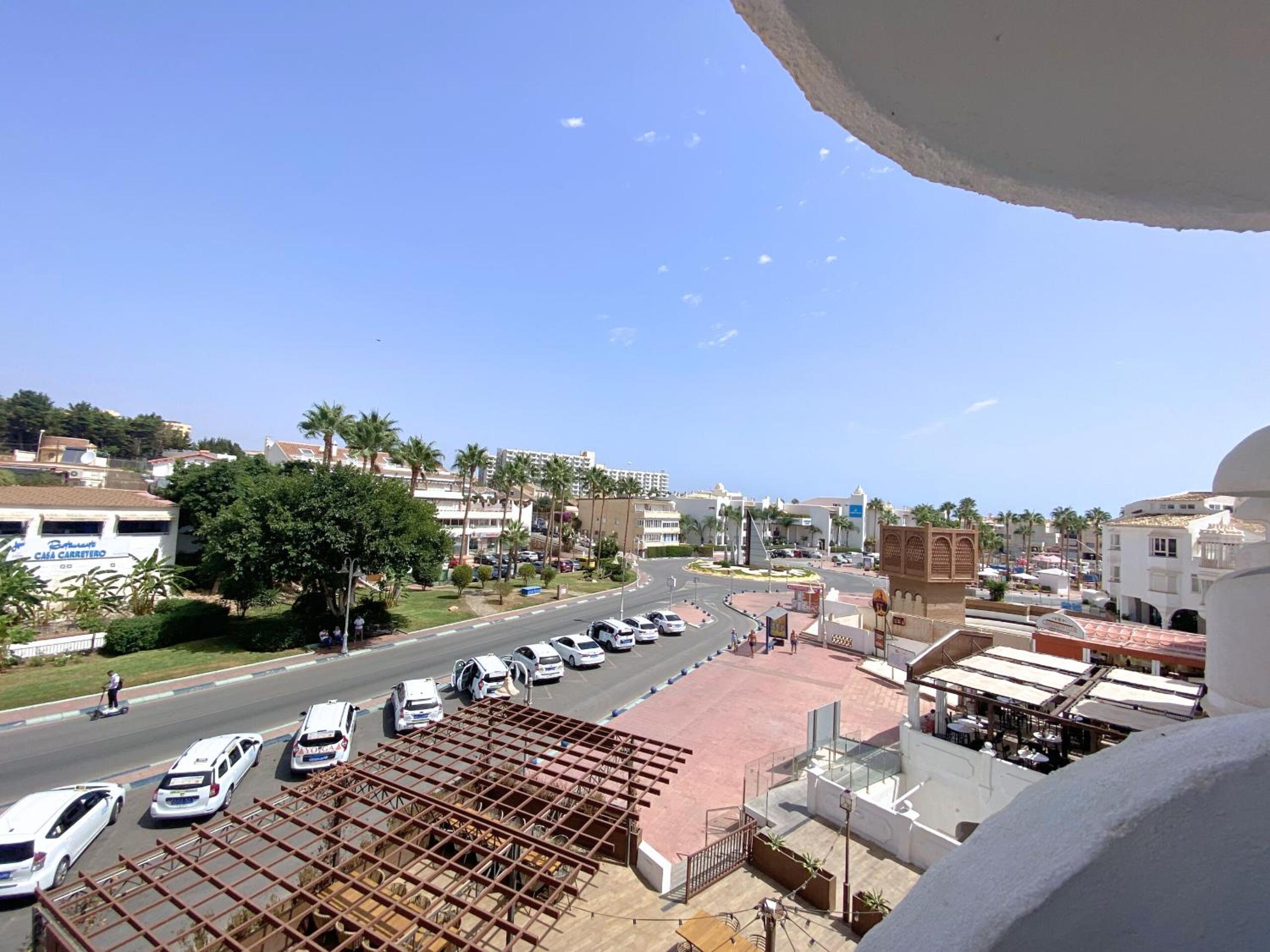Benalmadena Harbour Penthouse with big terrace and sea view