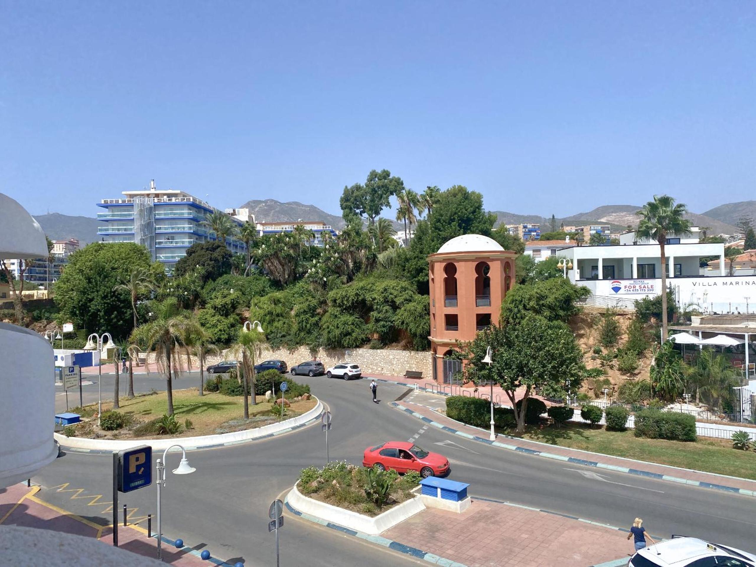 Benalmadena Harbour Penthouse with big terrace and sea view