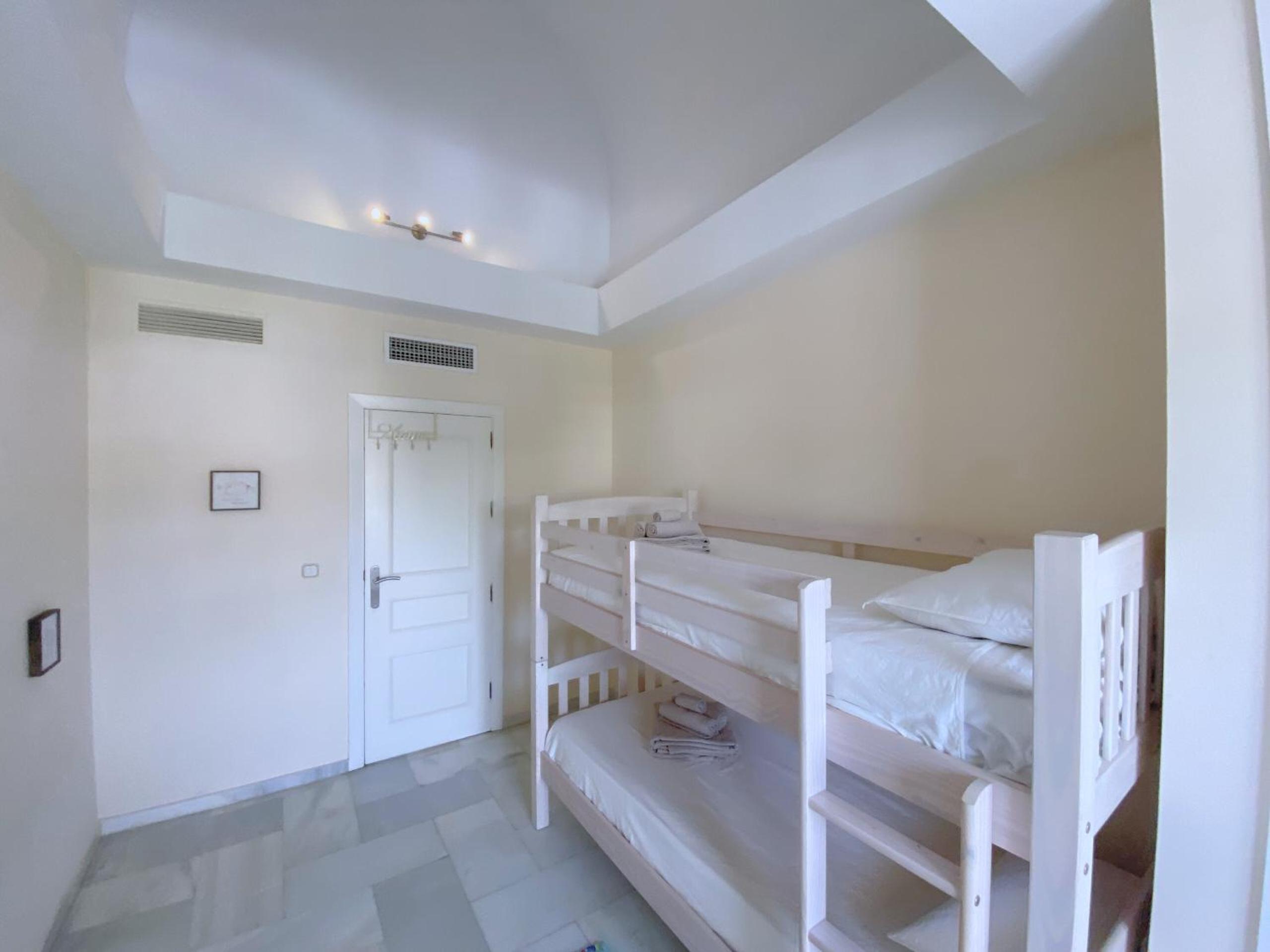 Benalmadena Harbour Penthouse with big terrace and sea view