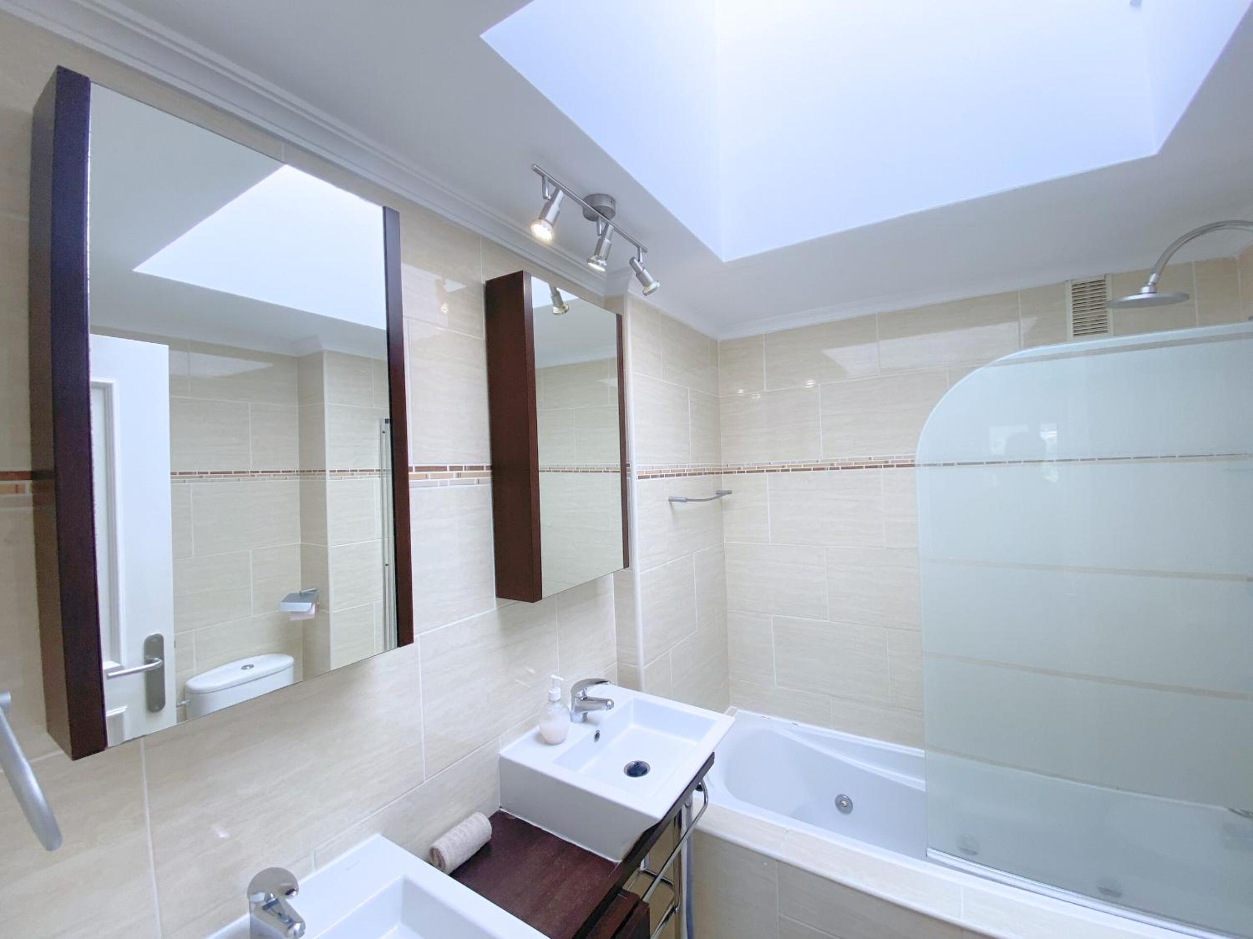 Benalmadena Harbour Penthouse with big terrace and sea view