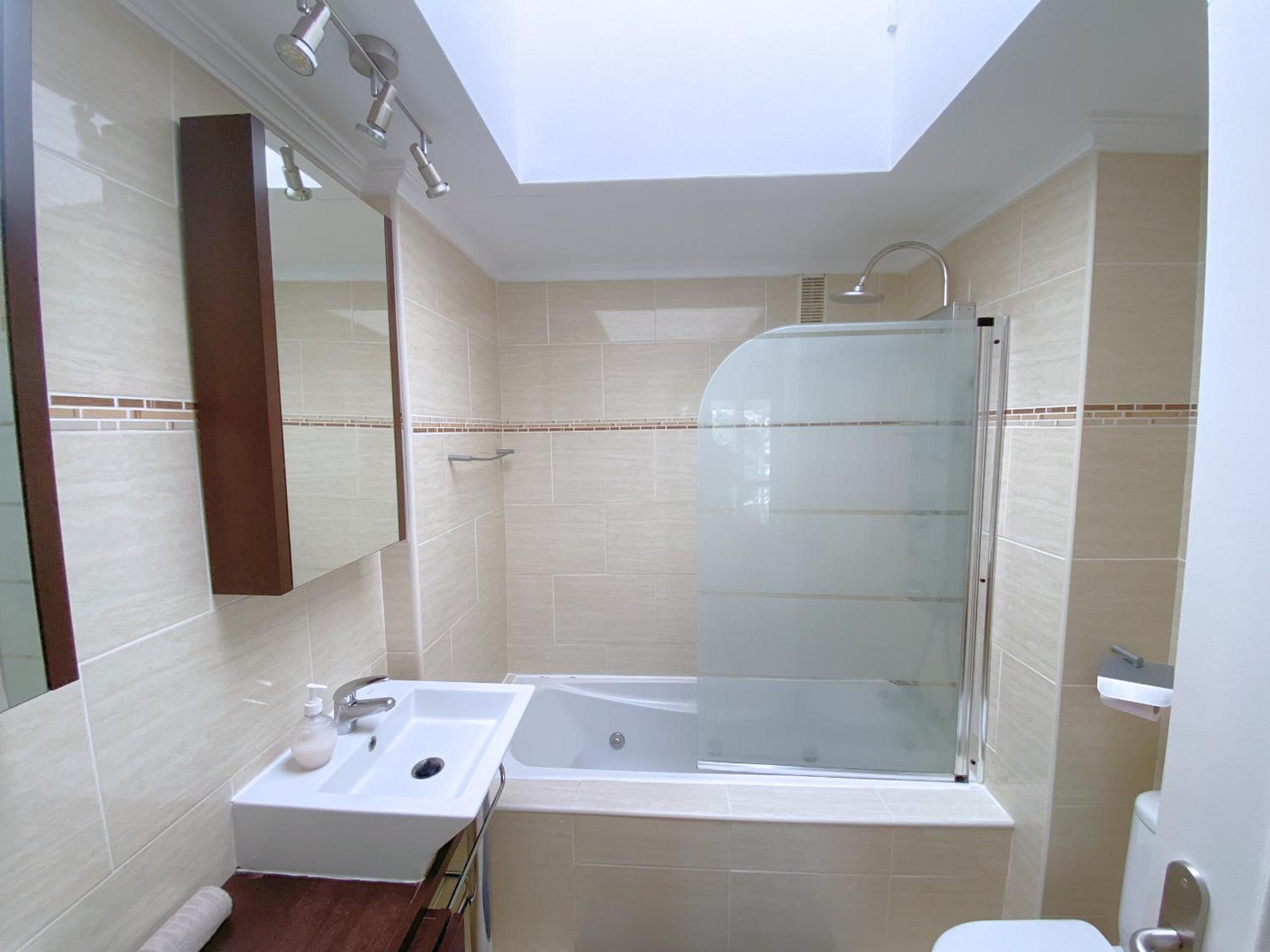 Benalmadena Harbour Penthouse with big terrace and sea view