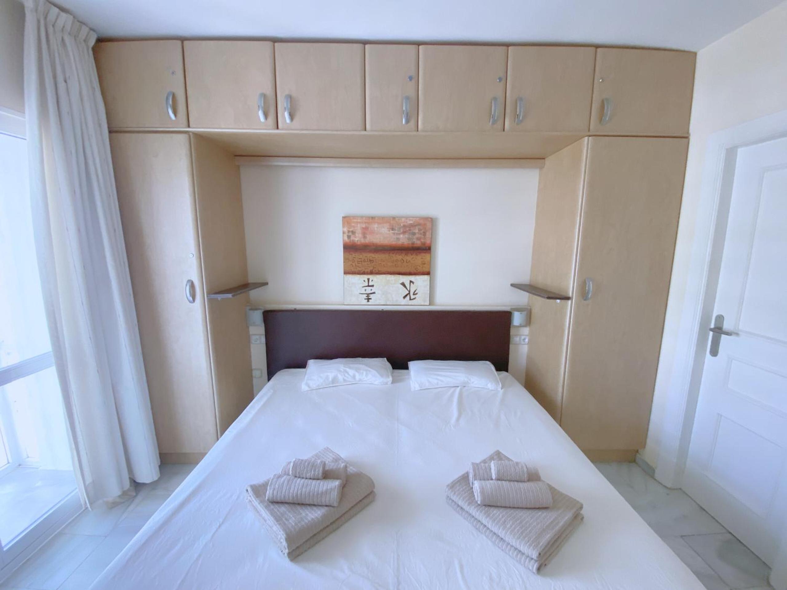 Benalmadena Harbour Penthouse with big terrace and sea view