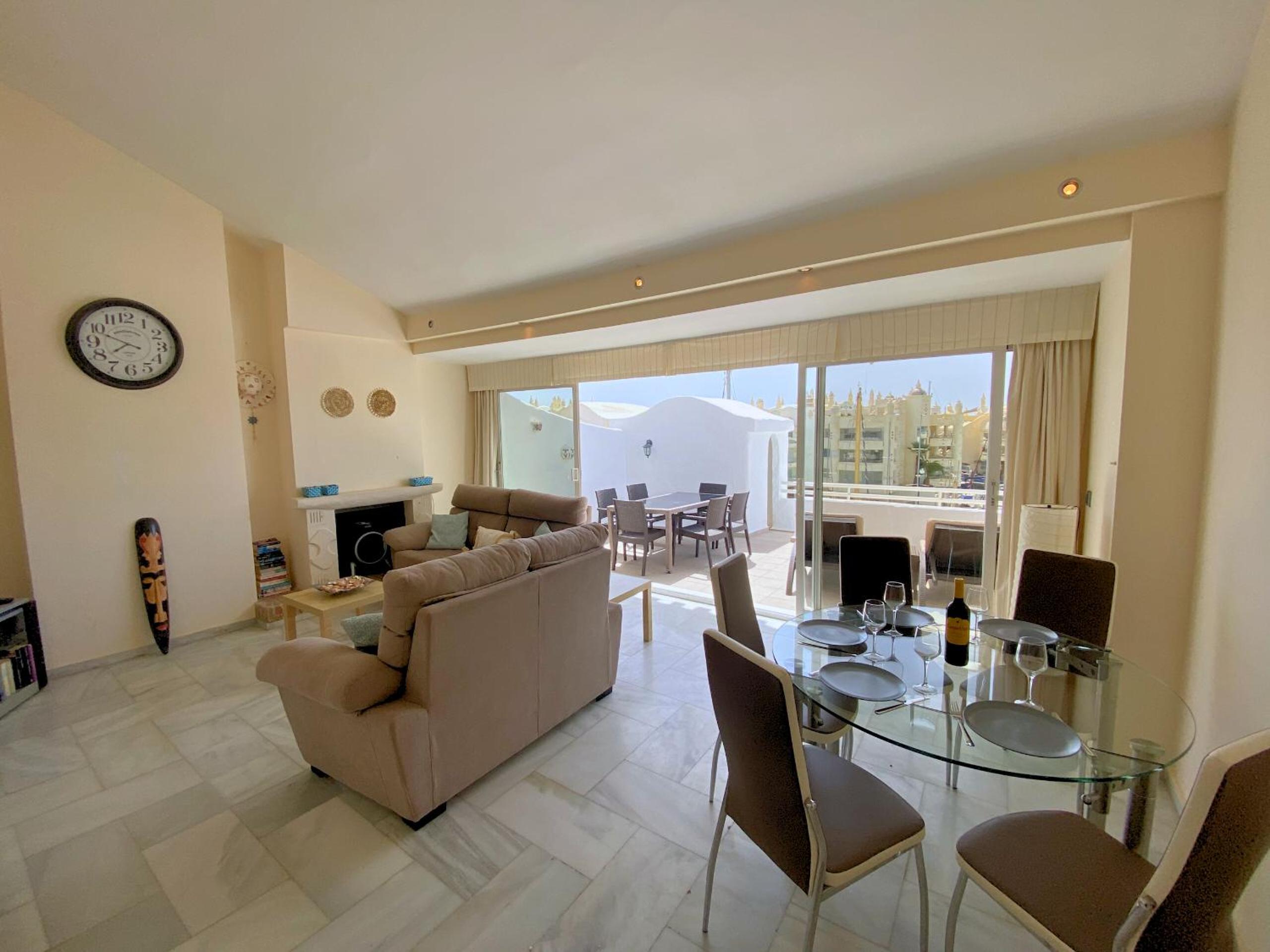 Benalmadena Harbour Penthouse with big terrace and sea view