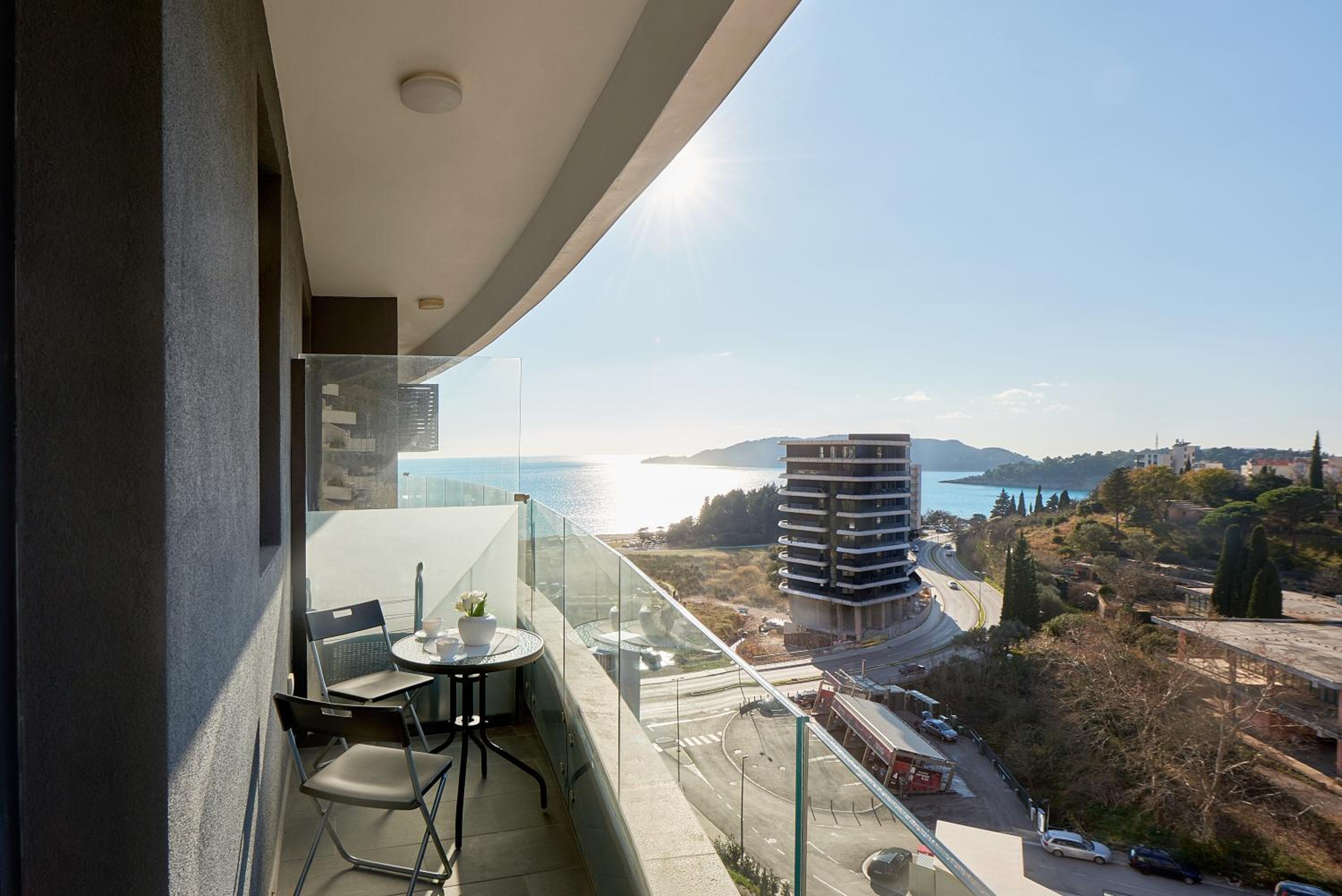 Skyline resort