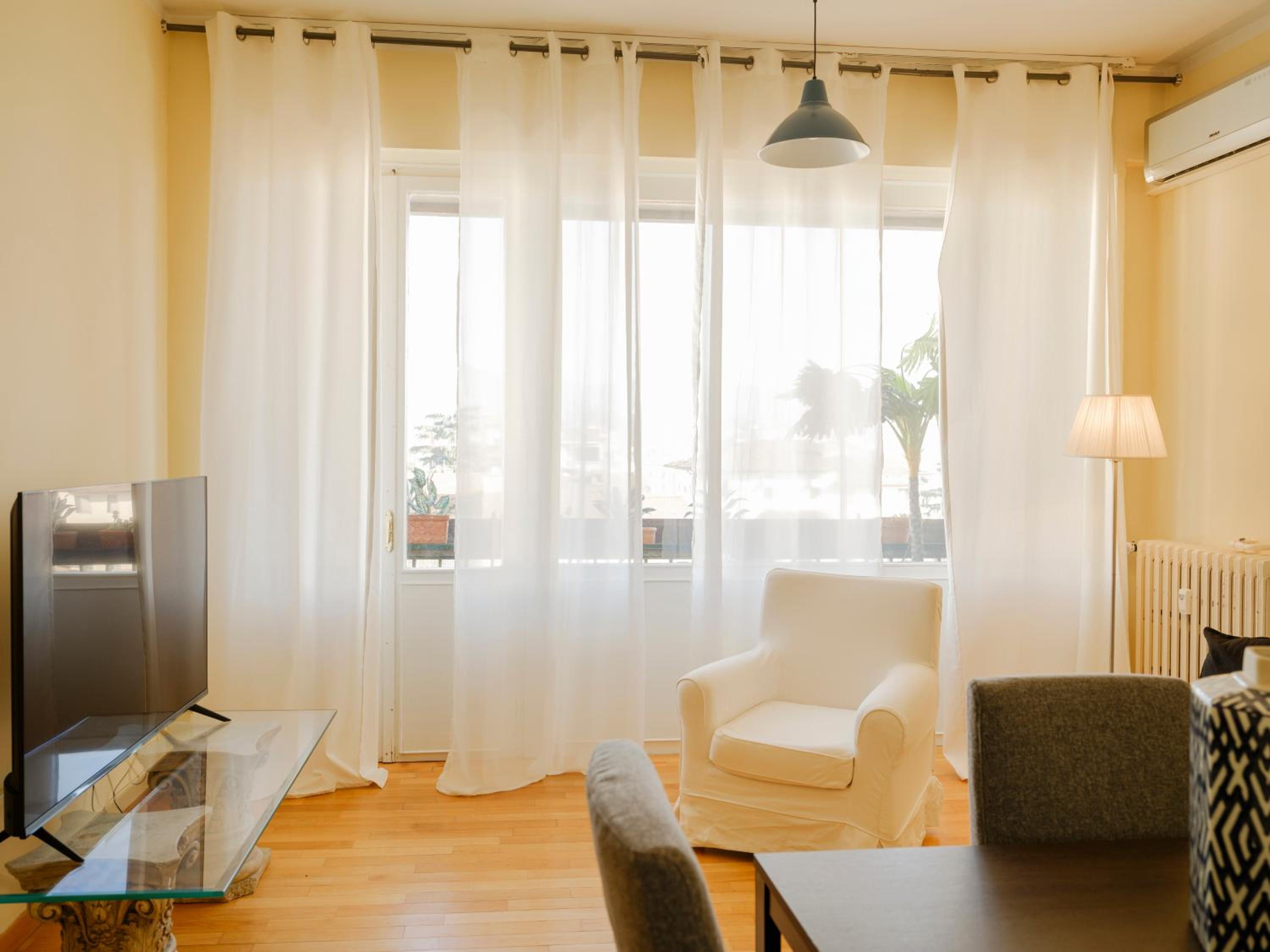 Casa Ari - Bright and spacious flat with terrace