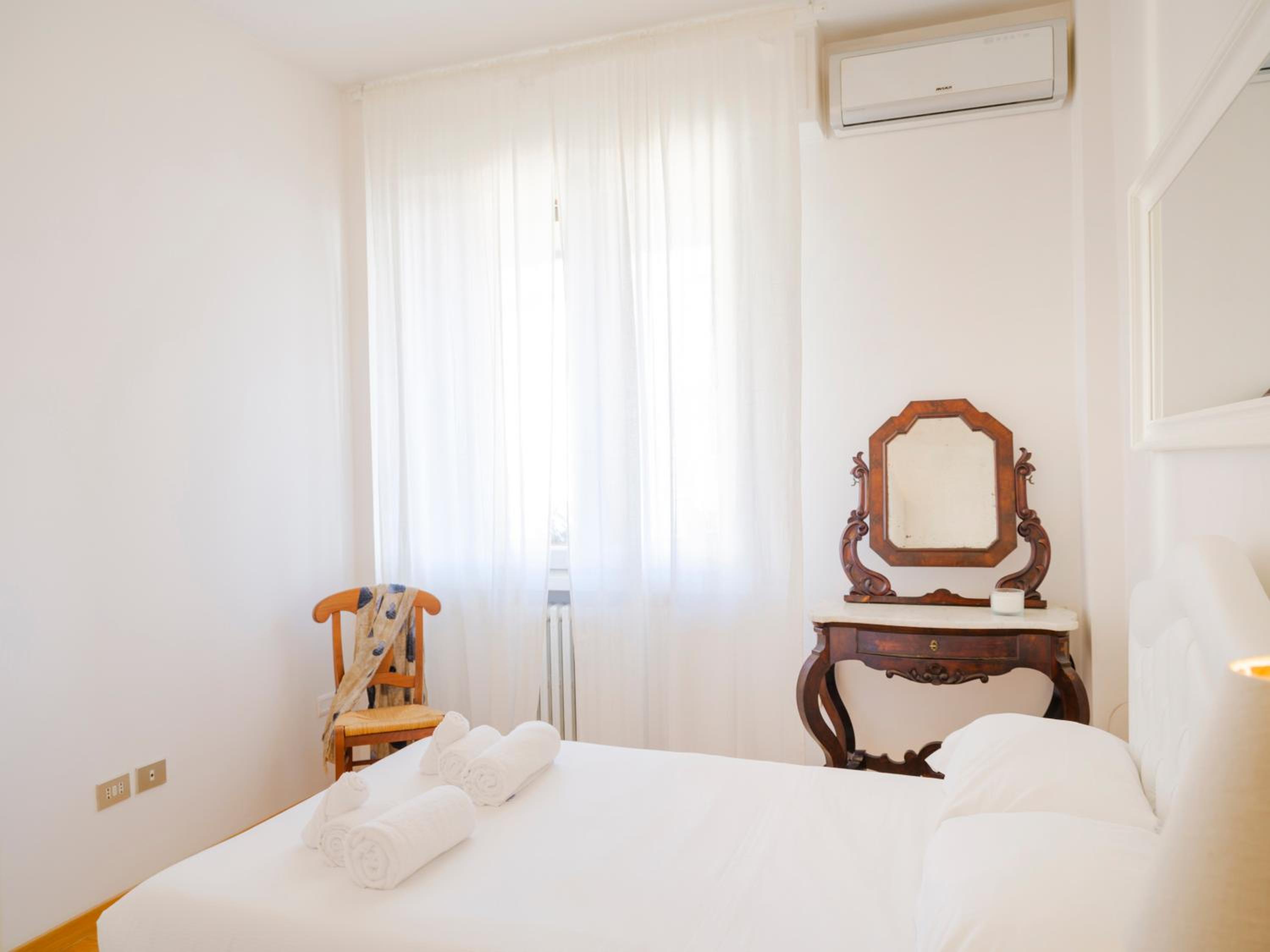 Casa Ari - Bright and spacious flat with terrace