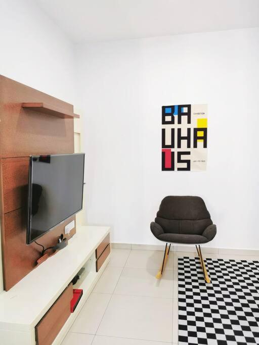IPOH BOTANI bauhaus 17pax/4BR/mahjong/tv box photo 1