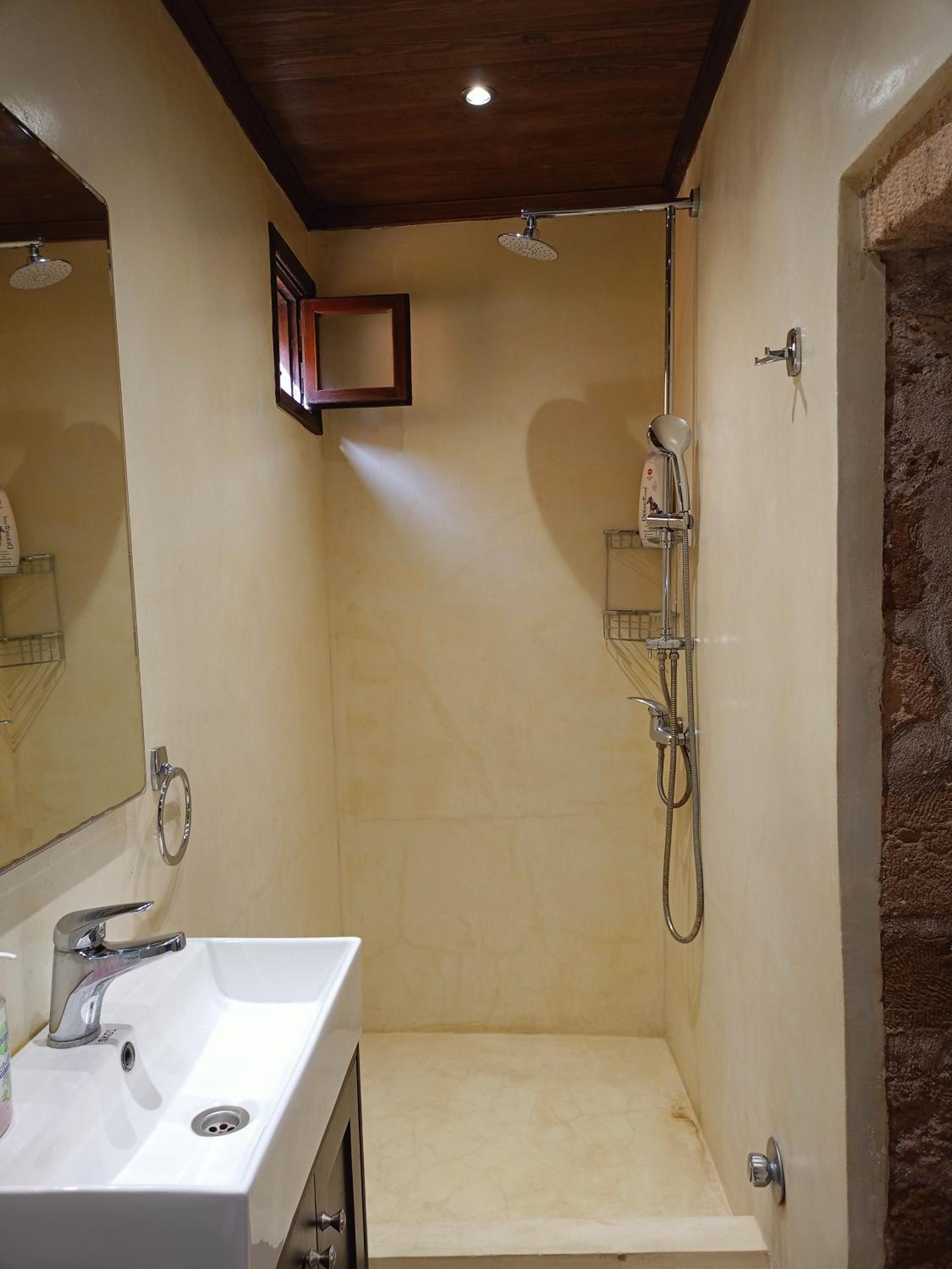 Kissamitakis Guesthouse
