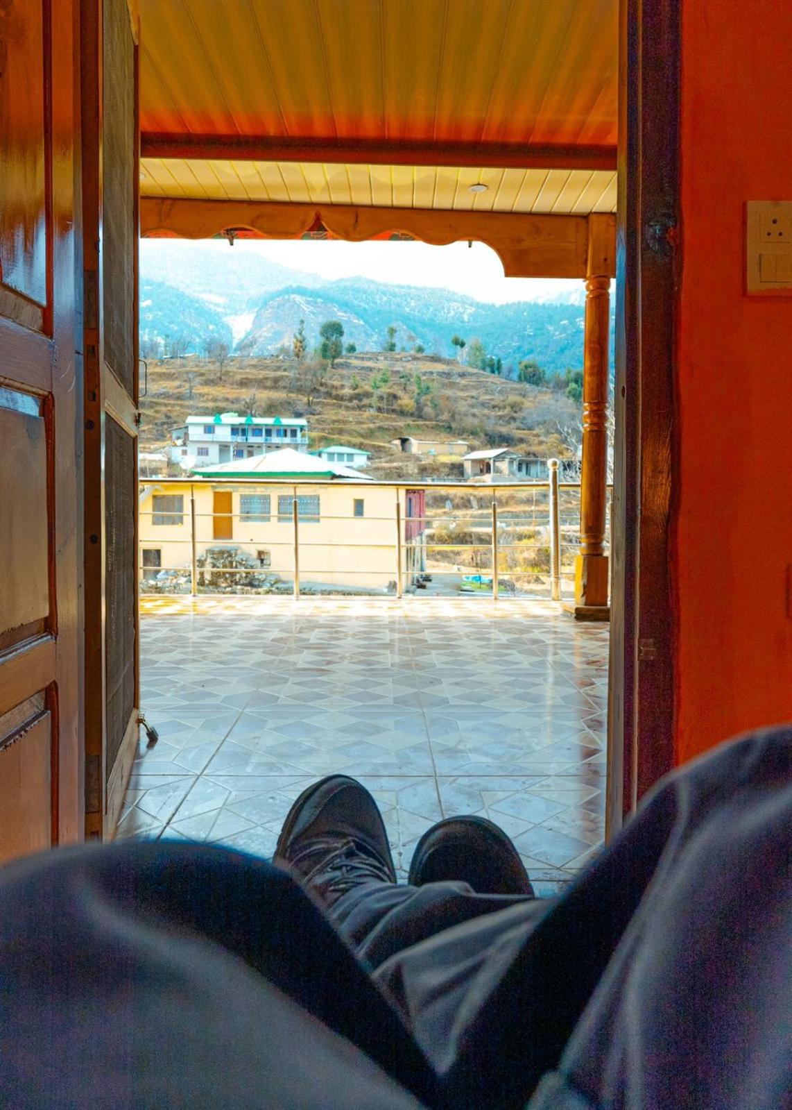 SkY Home Stay at Dayara Bugyal Trek Point Raithal view 2