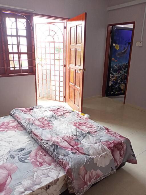 double storey cosy homestay pengkalan balak fully aircon view 2