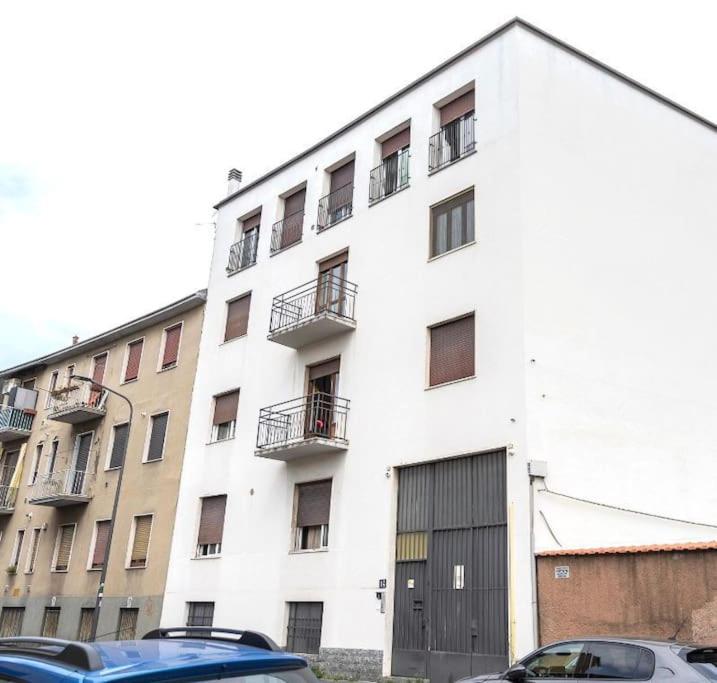 People Apartment in Milan (San Raffaele Hospital)