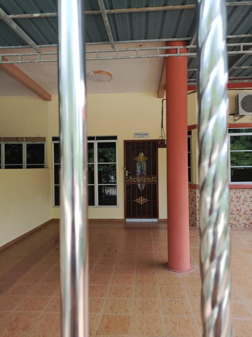 KhaAfi Homestay Seri Iskandar
