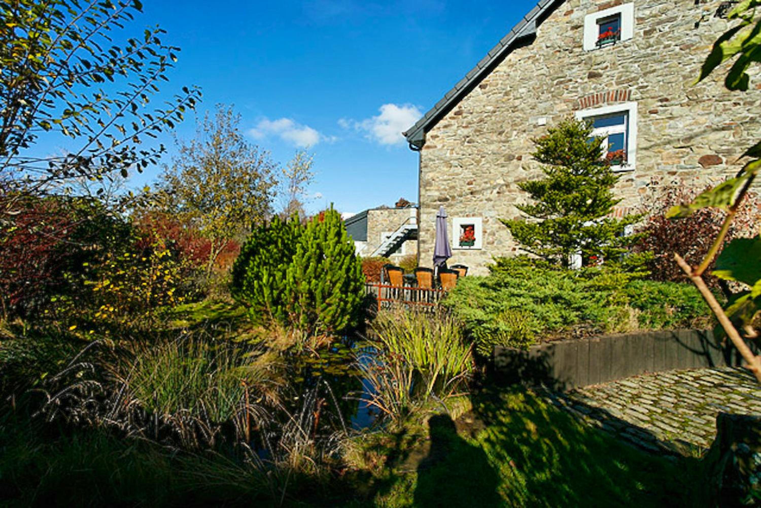 Family Retreat in a Green Setting in Waimes
