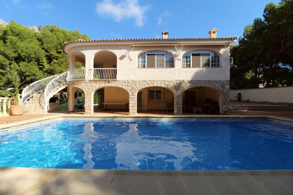Villa con piscina en Altea
