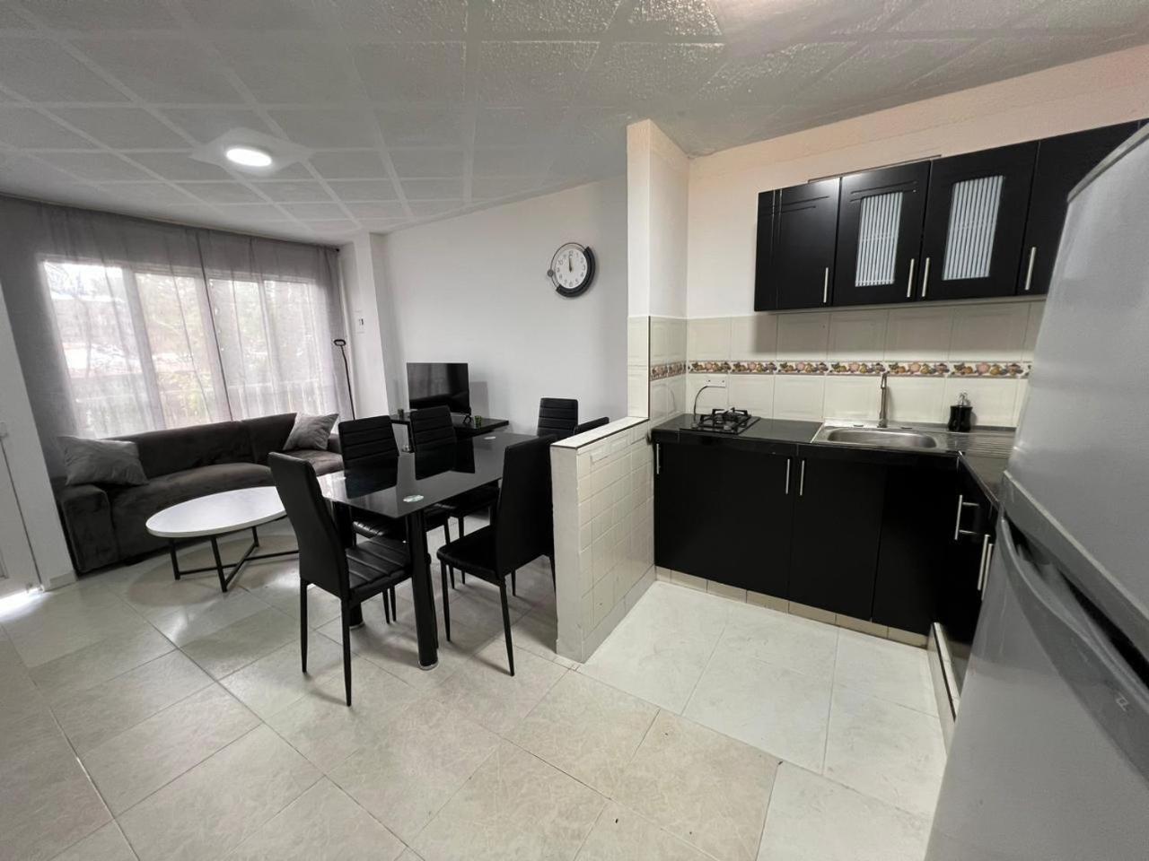 Apartamento 3 BR Villa del Sur #2