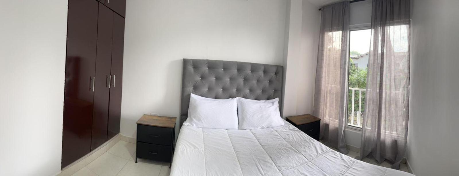 Apartamento 3 BR Villa del Sur #2