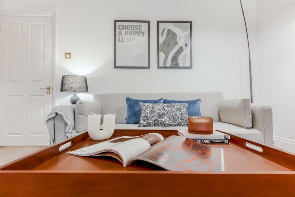 Beautiful 2Bed Apt by Hyde Park